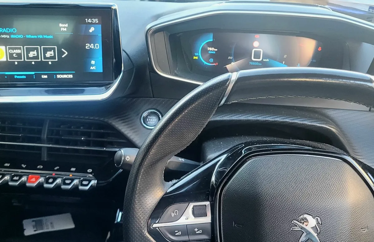 Peugeot 208 2021 - Image 3