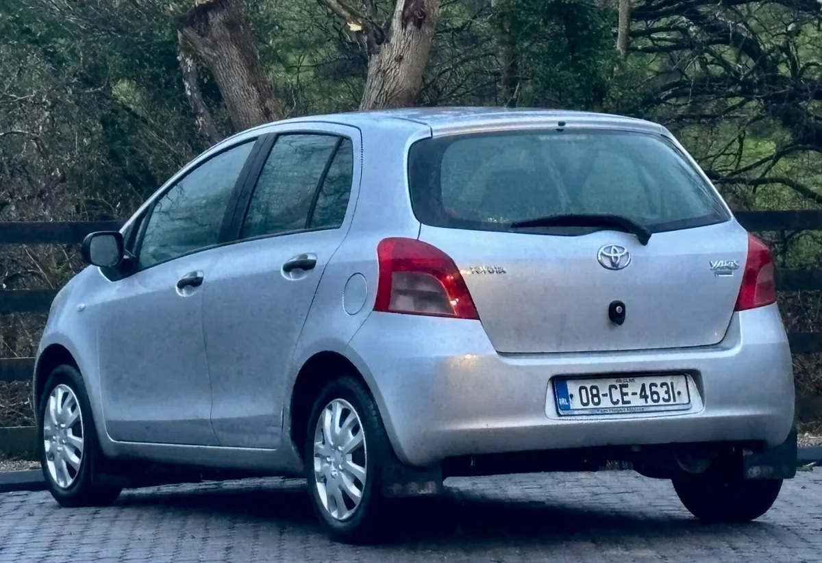Toyota Yaris 2008 - Image 3