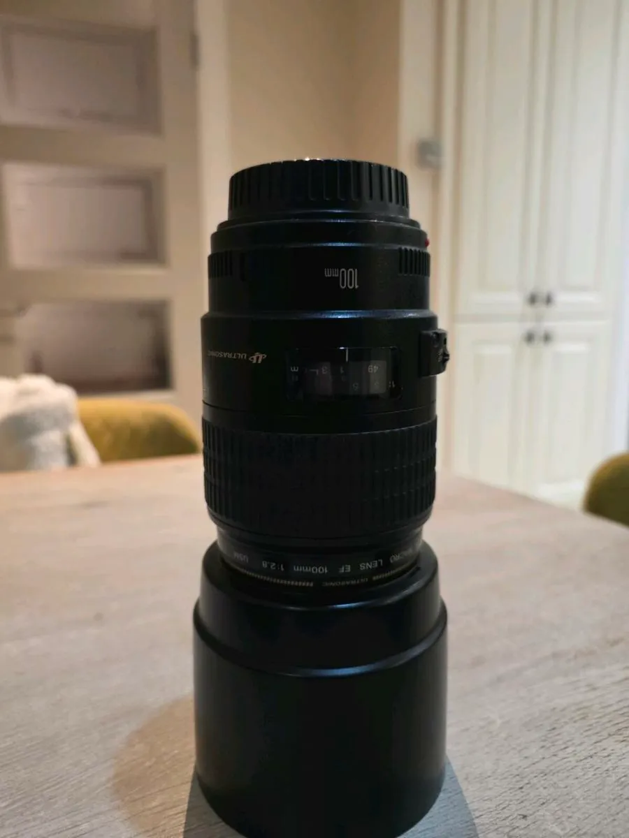Canon 100m macro lens - Image 1