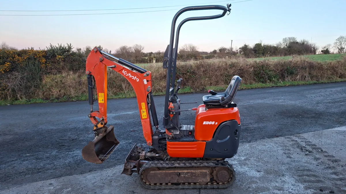 2019 kubota k008-3  Very tidy - Image 1