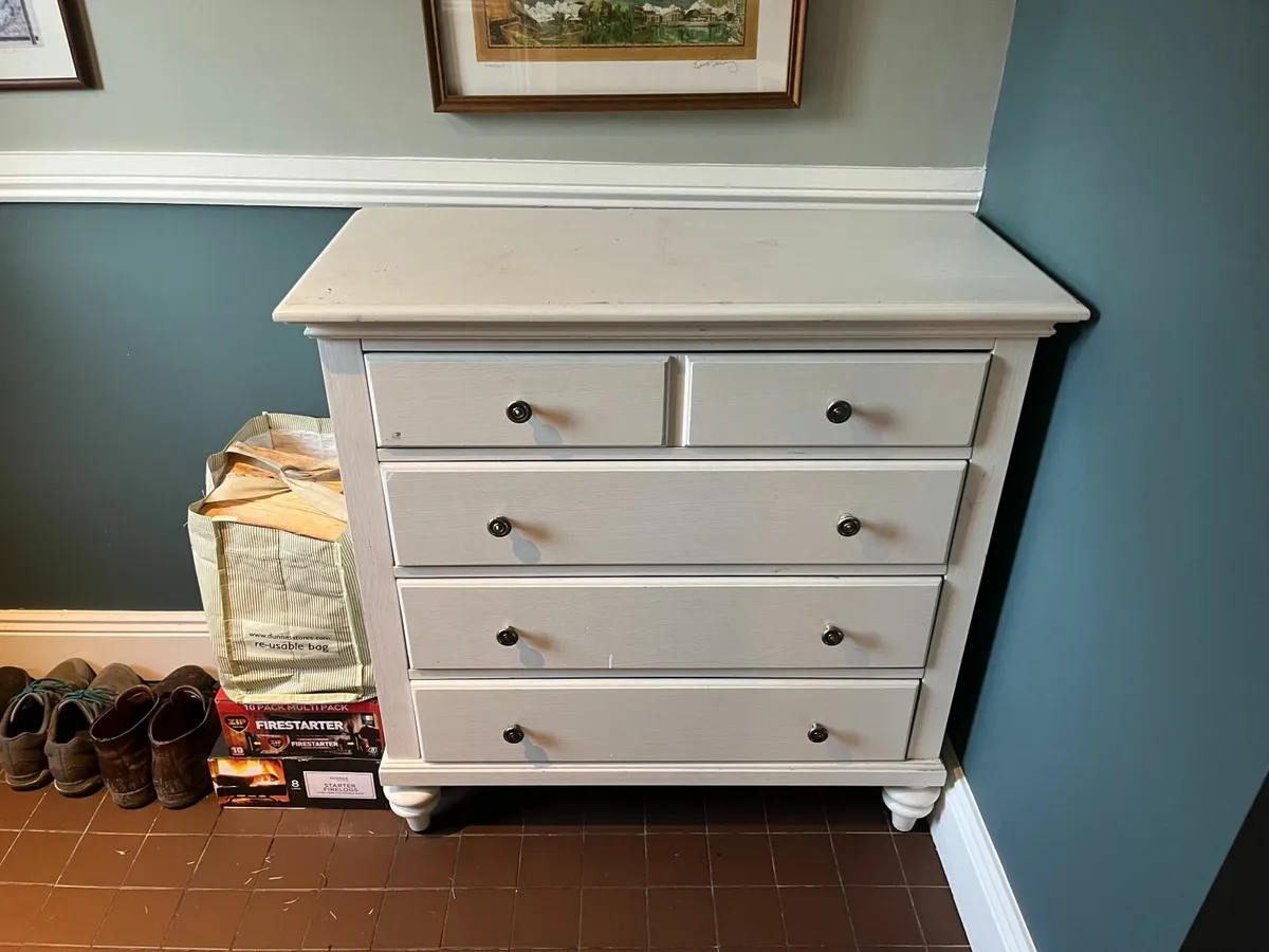 Chest of Drawers (free)