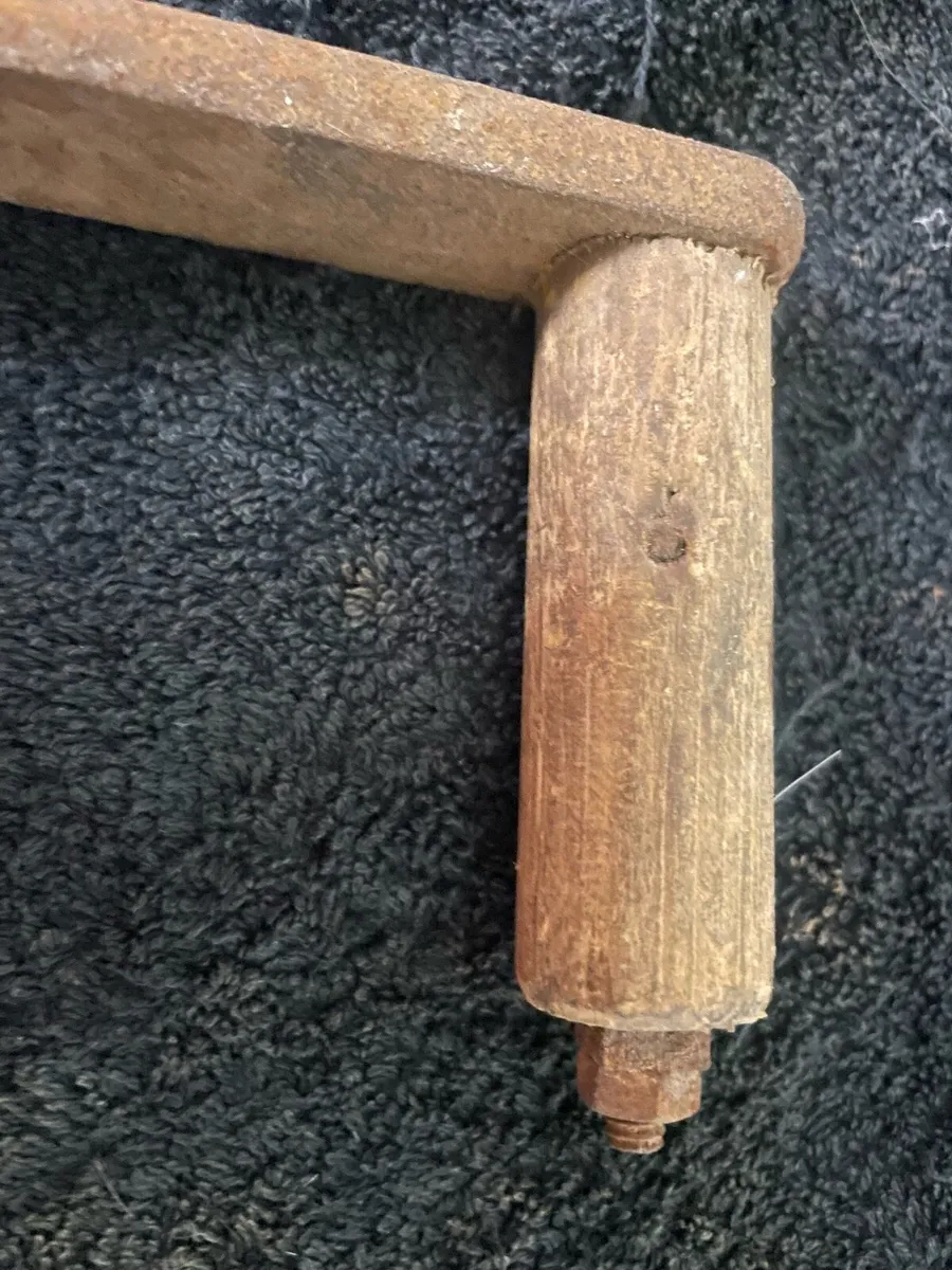 Old Wrench handle - Image 3