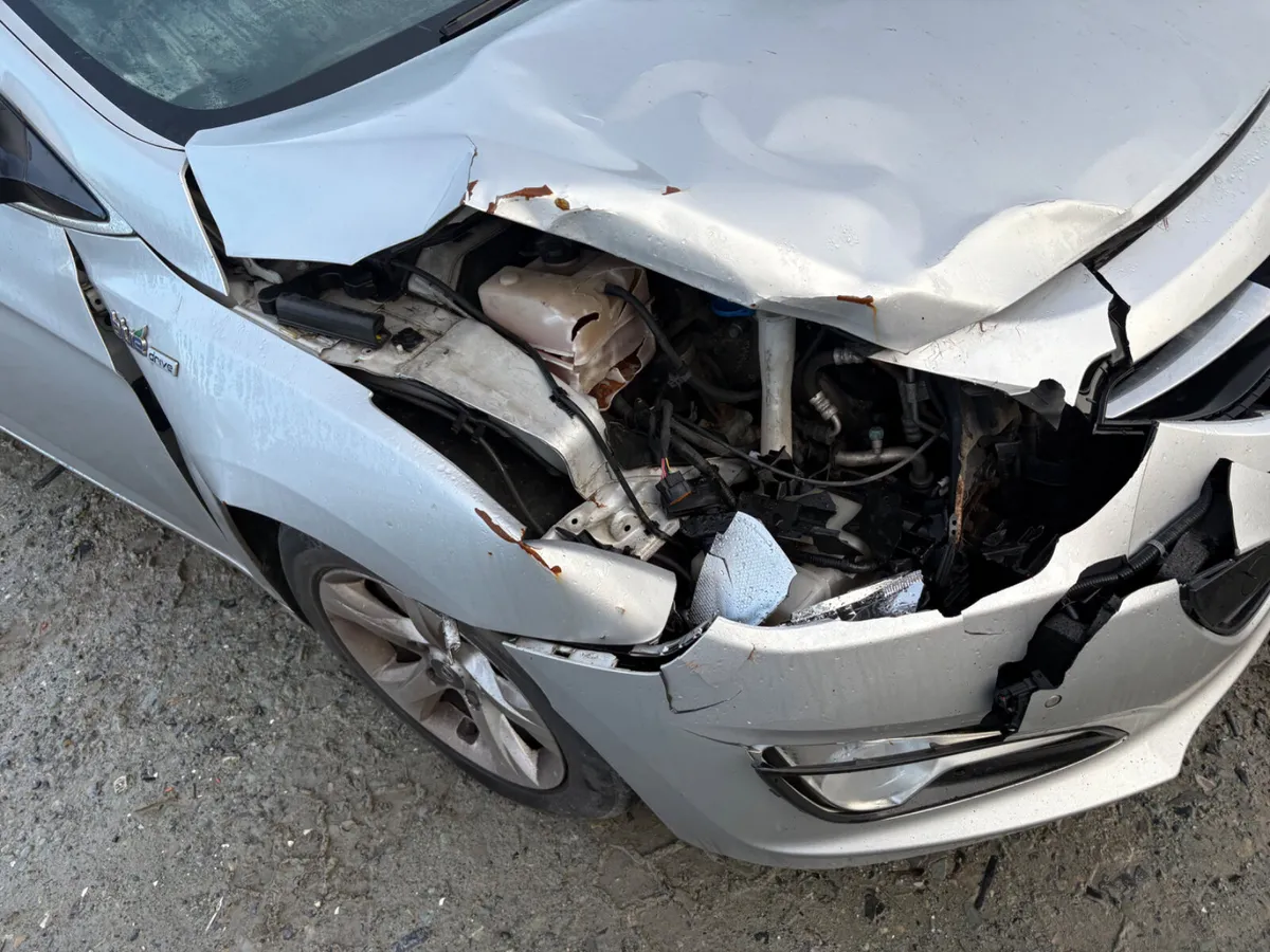 2015 Hyundai i40 1.7 Diesel - Image 4