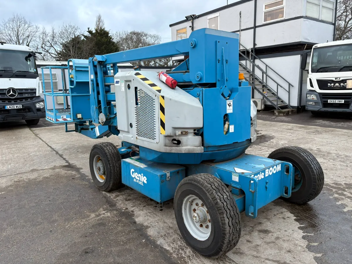 GENIE Z45/22 BI FUEL AERIAL PLATFORM - Image 3