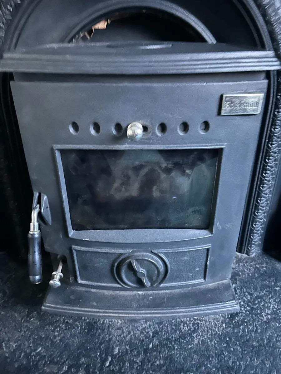 Stove - Image 1