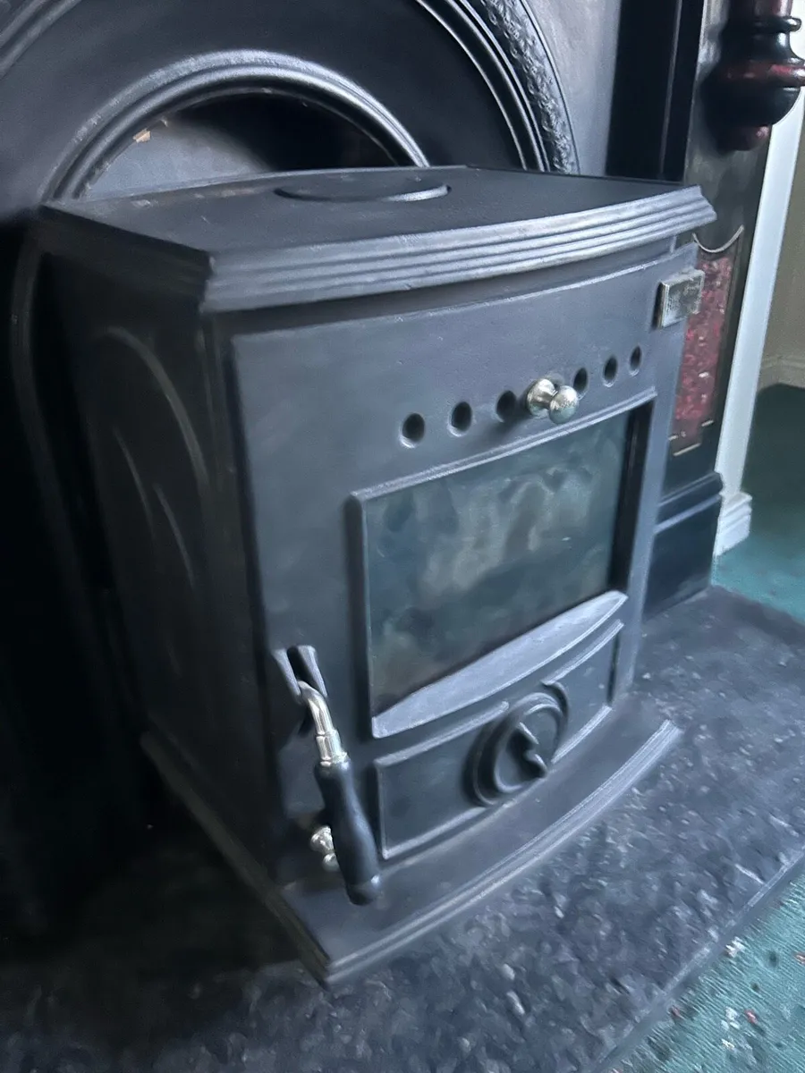 Stove - Image 2