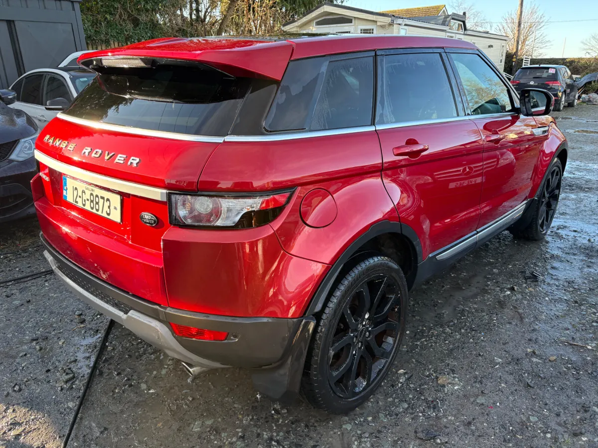 2012 Range Rover Evoque high spec driving - Image 4