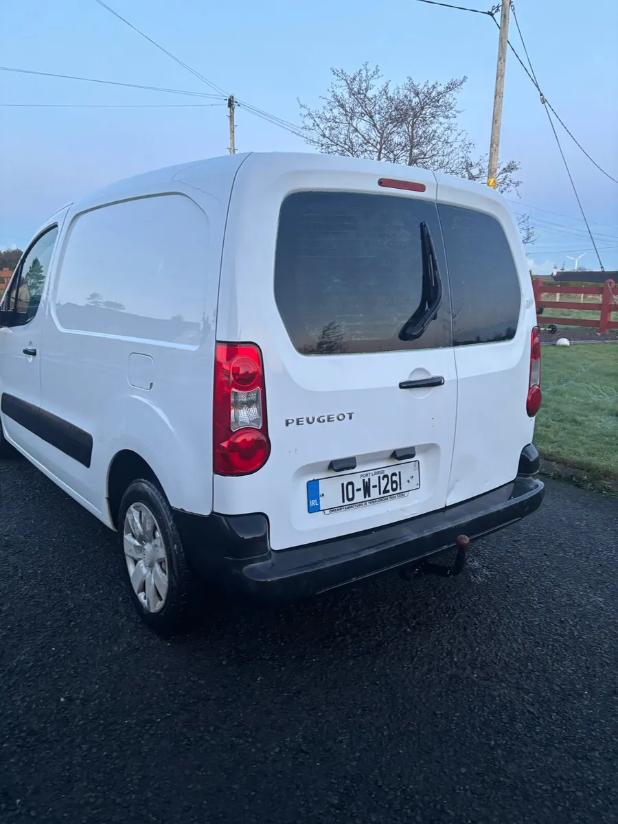2010 Peugeot partner southern van (berlingo) - Image 4