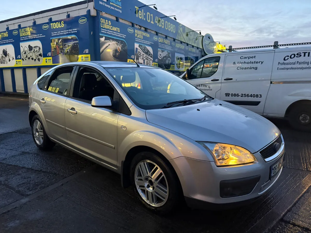 Ford Focus 2005 Automatic - Image 4