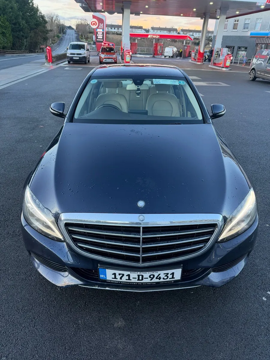 Mercedes-Benz C200 2017 auto - Image 1