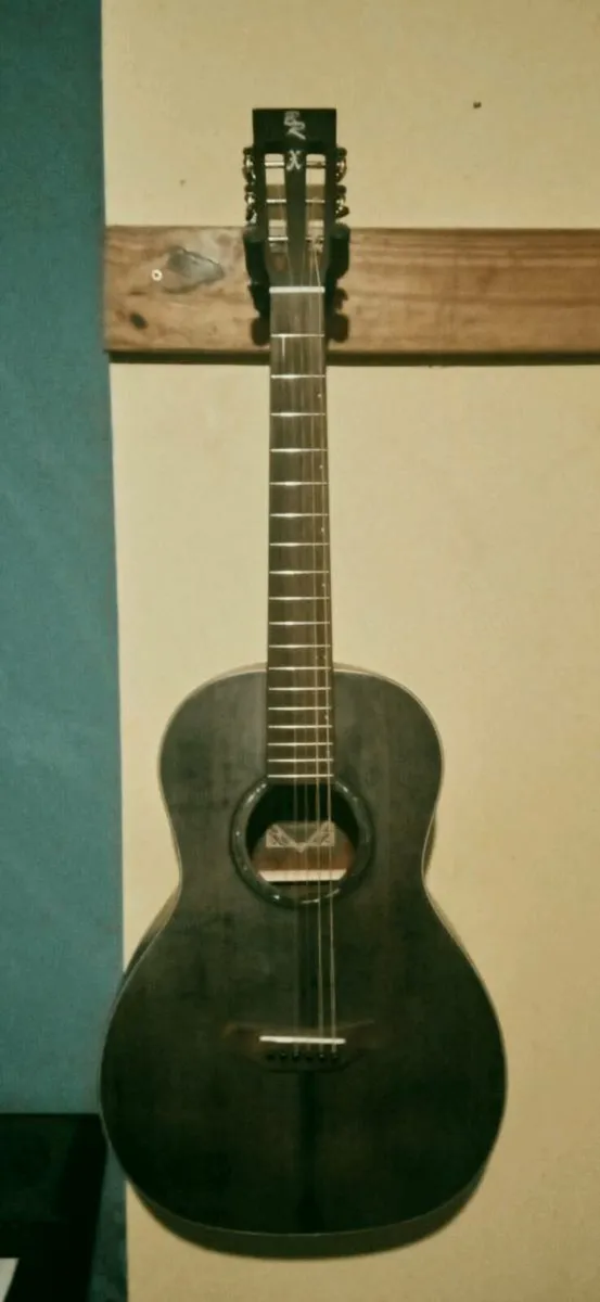 Left handed guitars - Image 4