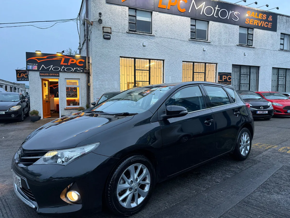 Toyota Auris 2014 Low Mileage - Image 1