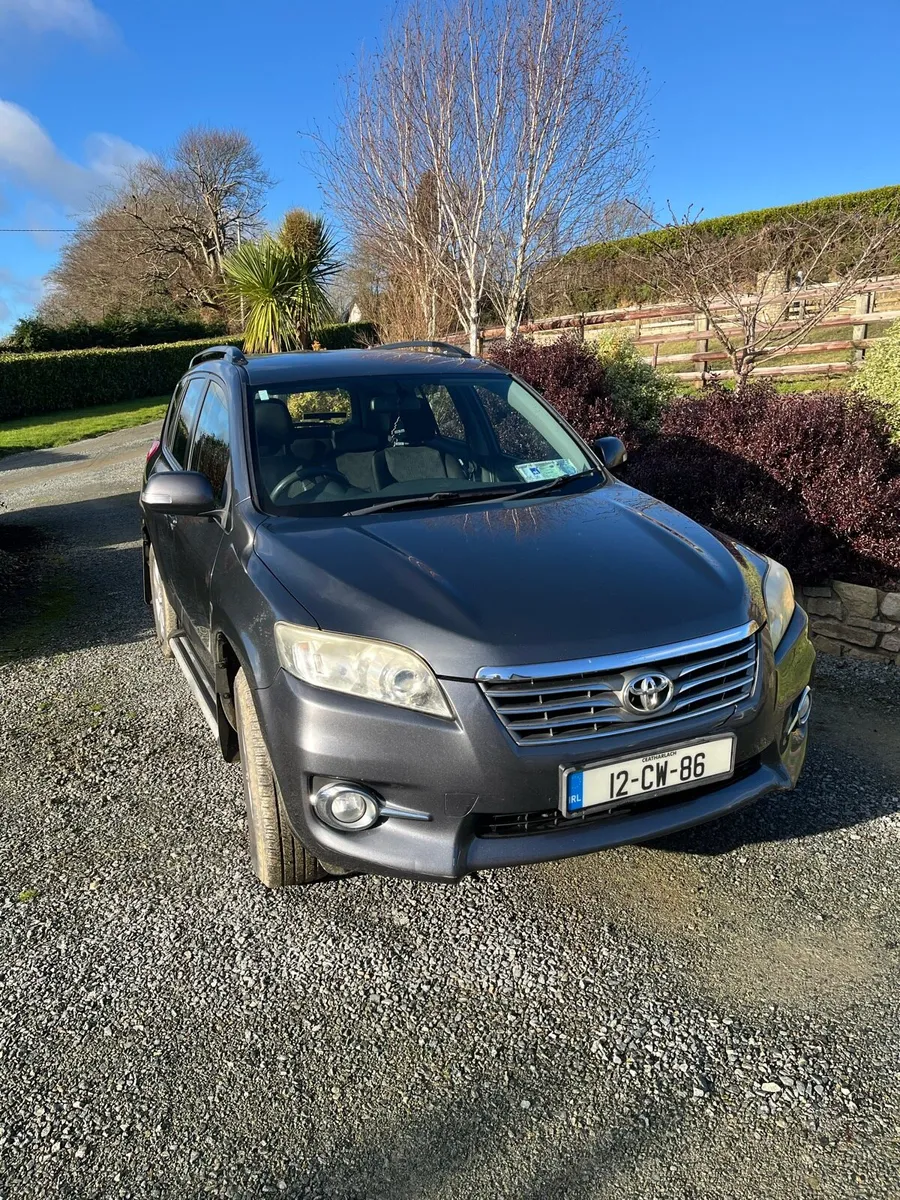 2012 Toyota RAV4   4x4 - Image 1
