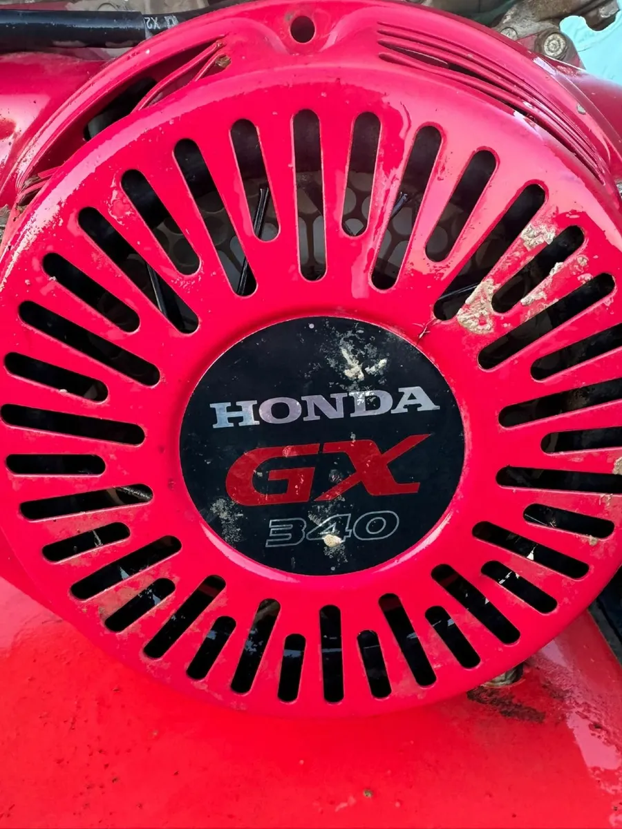 1100L Tow Behind Honda Power Washer - Image 4