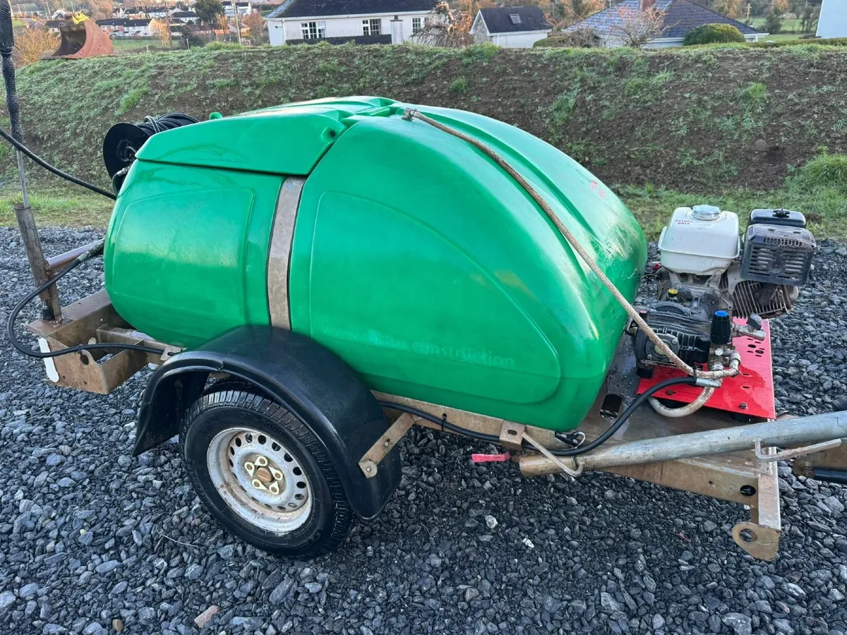 1100L Tow Behind Honda Power Washer - Image 2