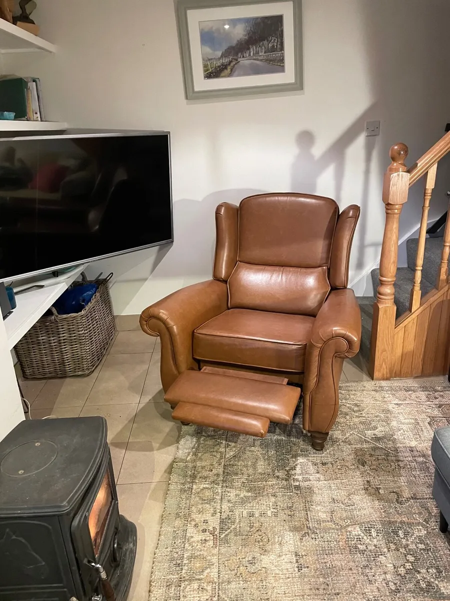 Recliner - Image 2