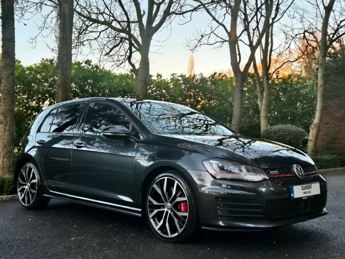 2014 Volkswagen Golf GTI Performance - Image 3