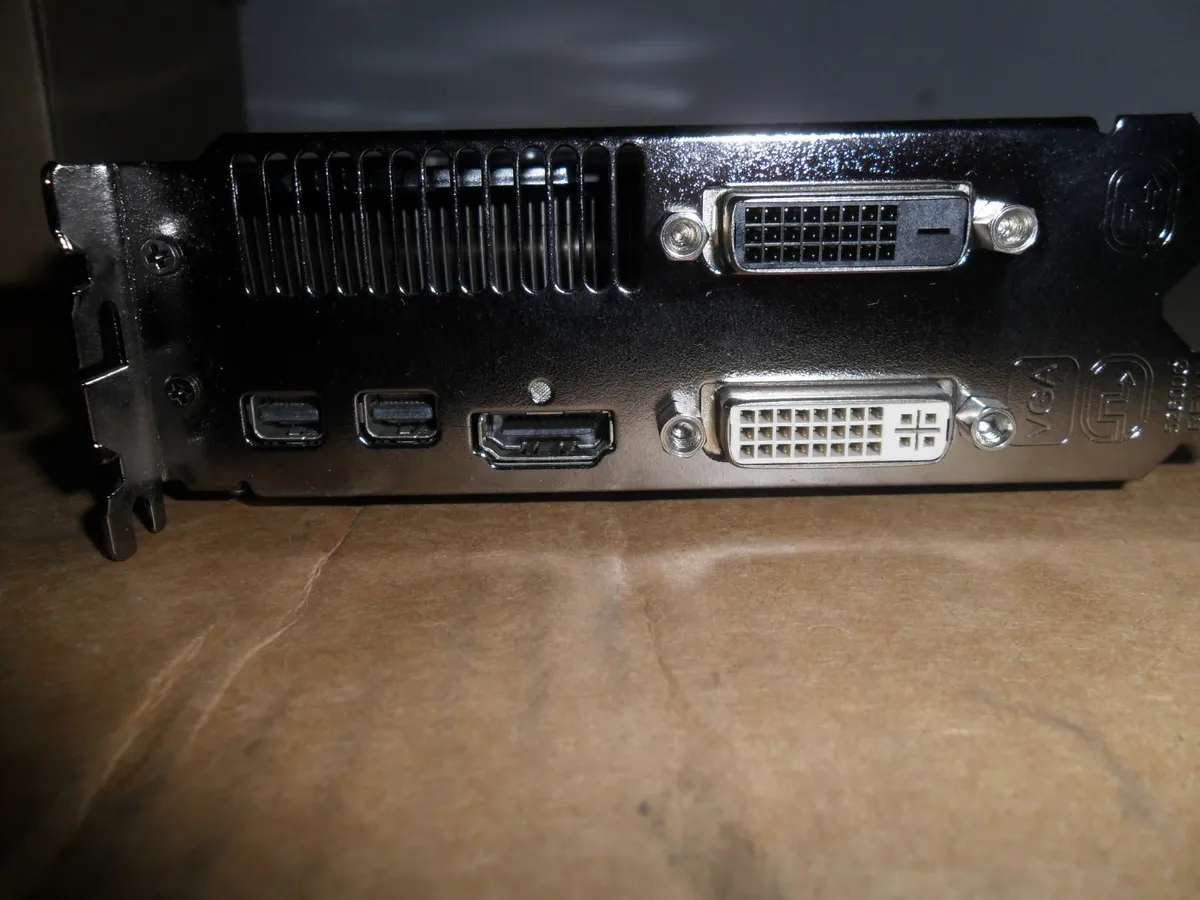 Sapphire hd 7950 3gb video card - Image 3