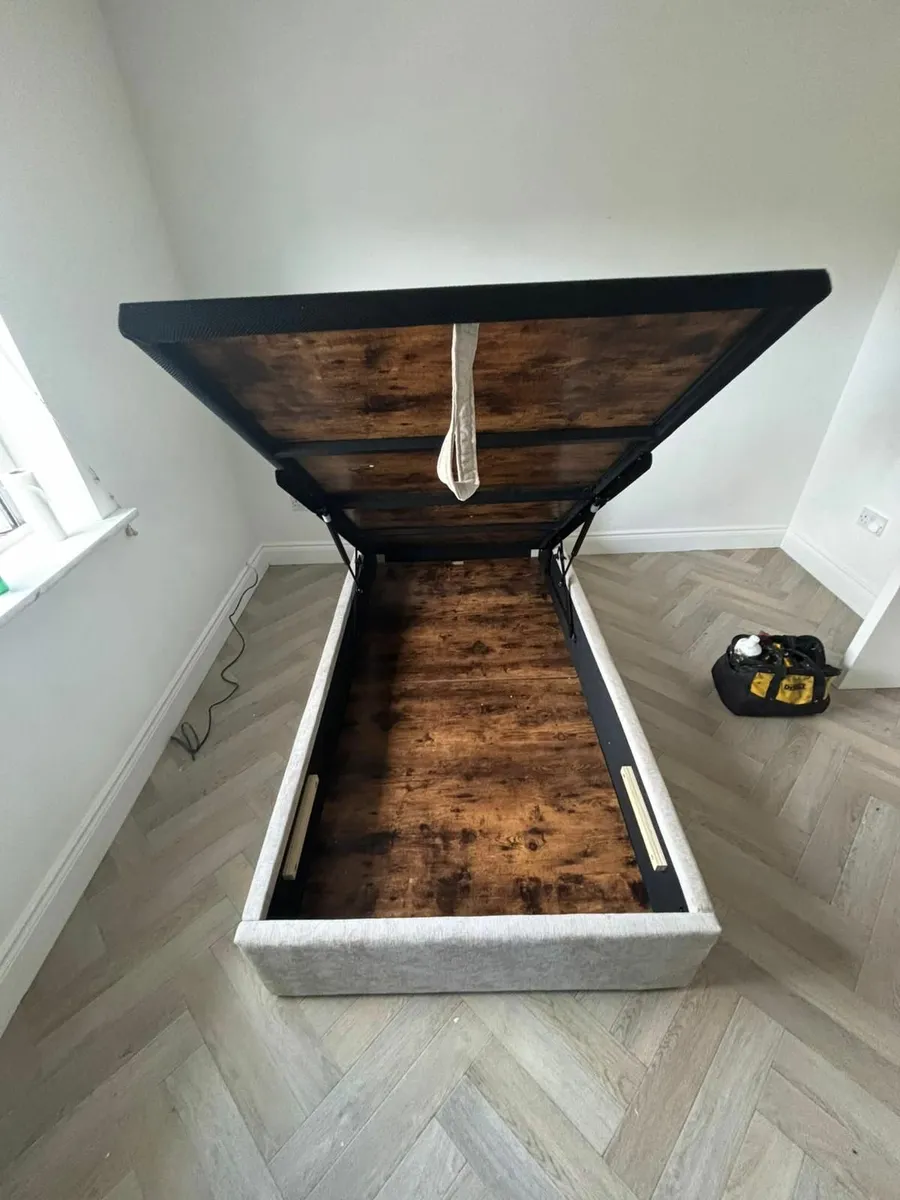 OTTOMAN STOAGE BEDS - Image 1