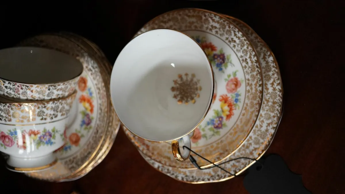 Imperial Bone China 22kt Gold Tea Set - Image 2