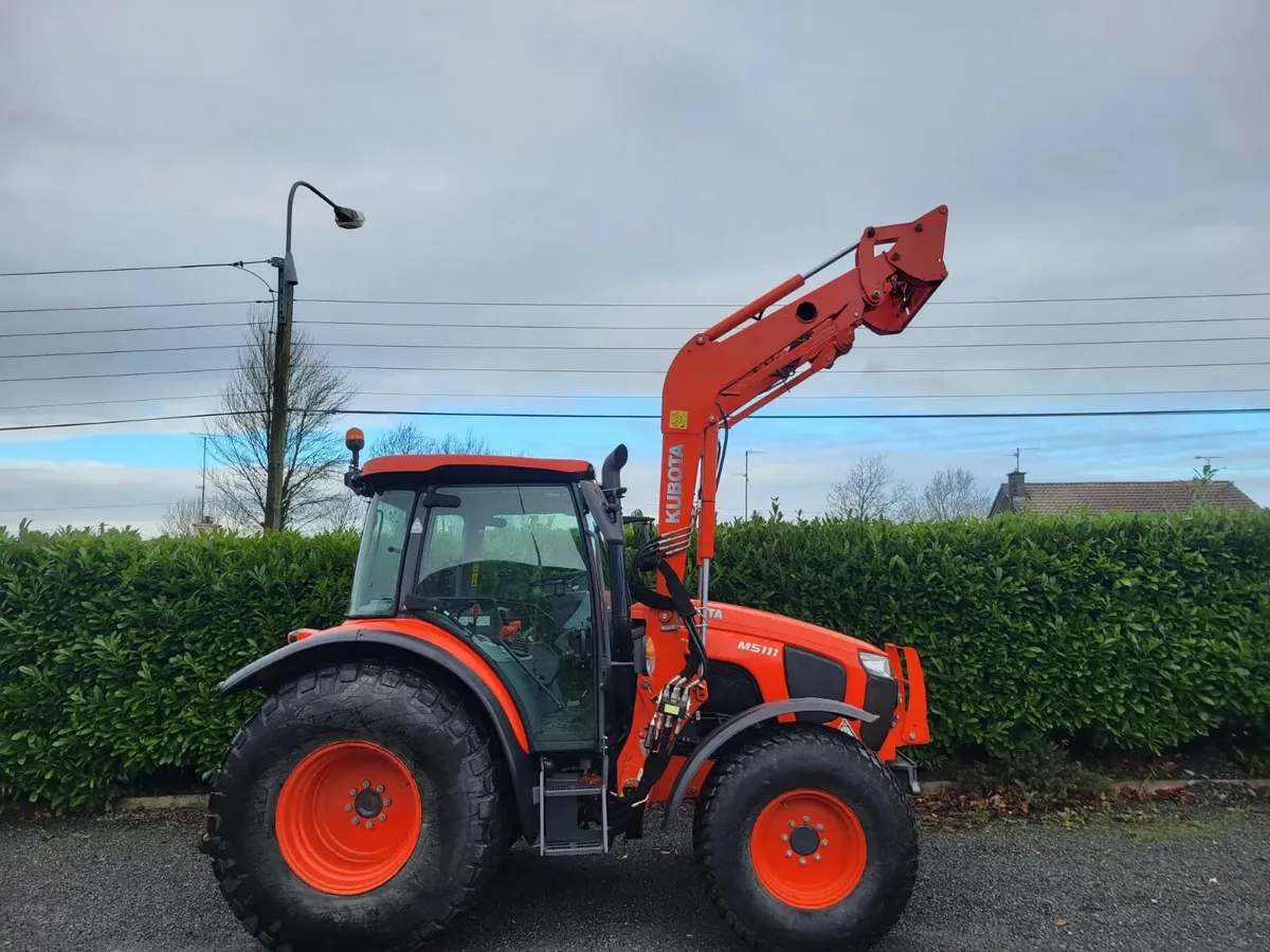 2021 Kubota M5111 with Loader - Image 4