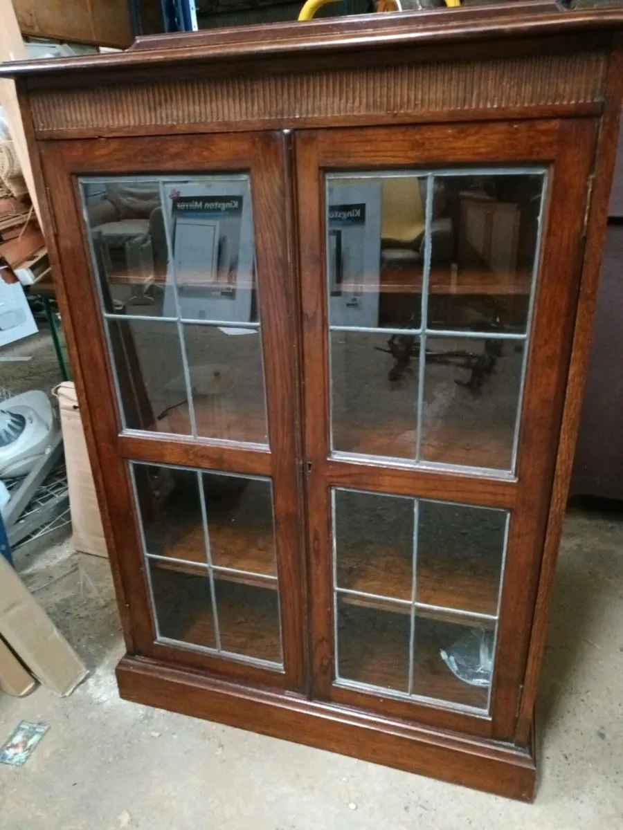 Vintage Cabinet - Image 2
