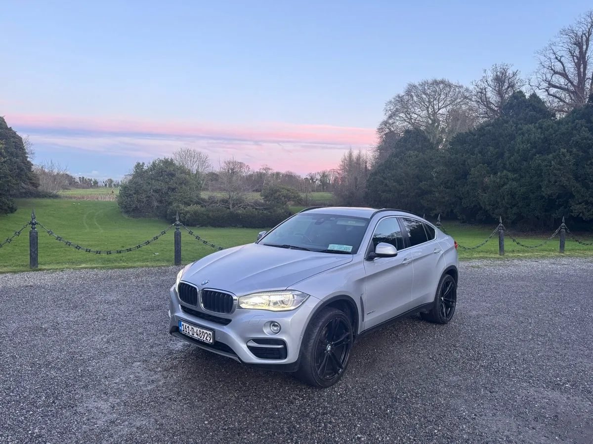 BMW X6 Sport with Low Mileage - Image 3