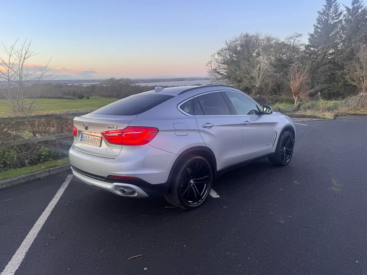 BMW X6 Sport with Low Mileage - Image 2