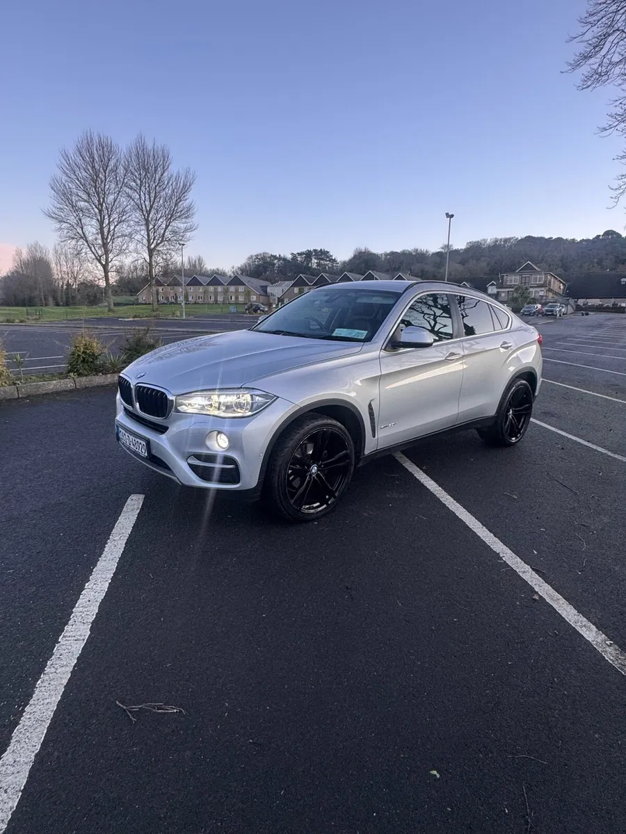 BMW X6 Sport with Low Mileage - Image 1