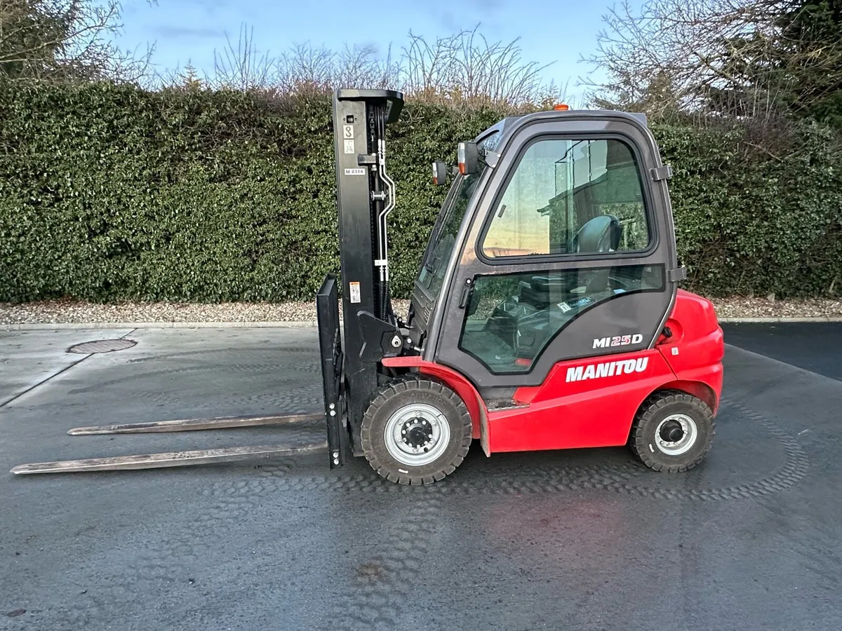 Immaculate Manitou MI25D Forklift - Image 1