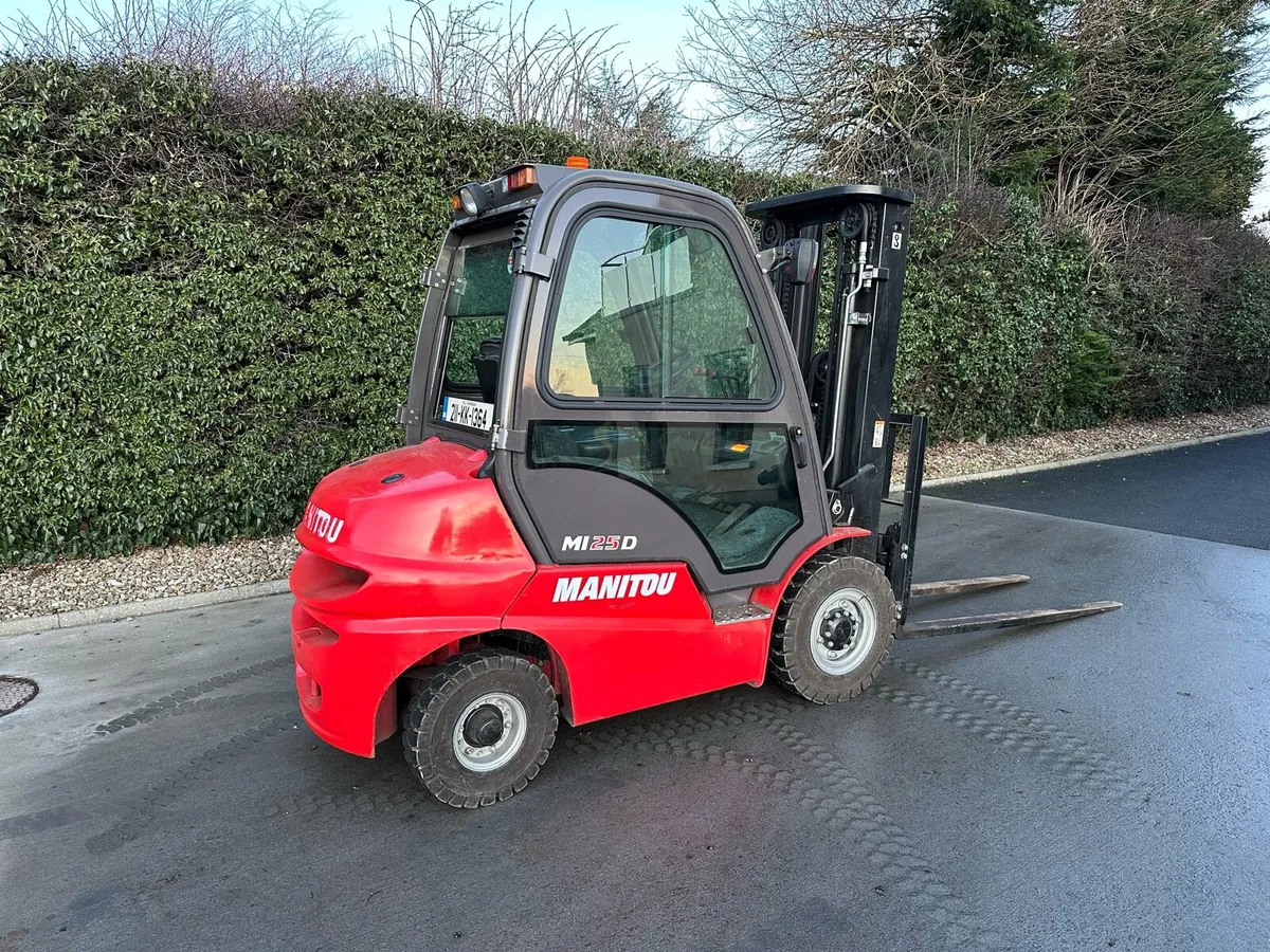 Immaculate Manitou MI25D Forklift - Image 2