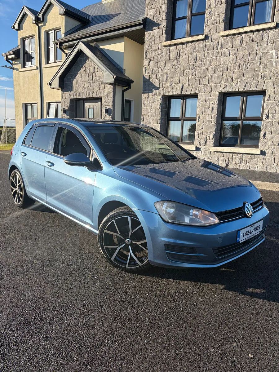 Volkswagen Golf 2014 - Image 1
