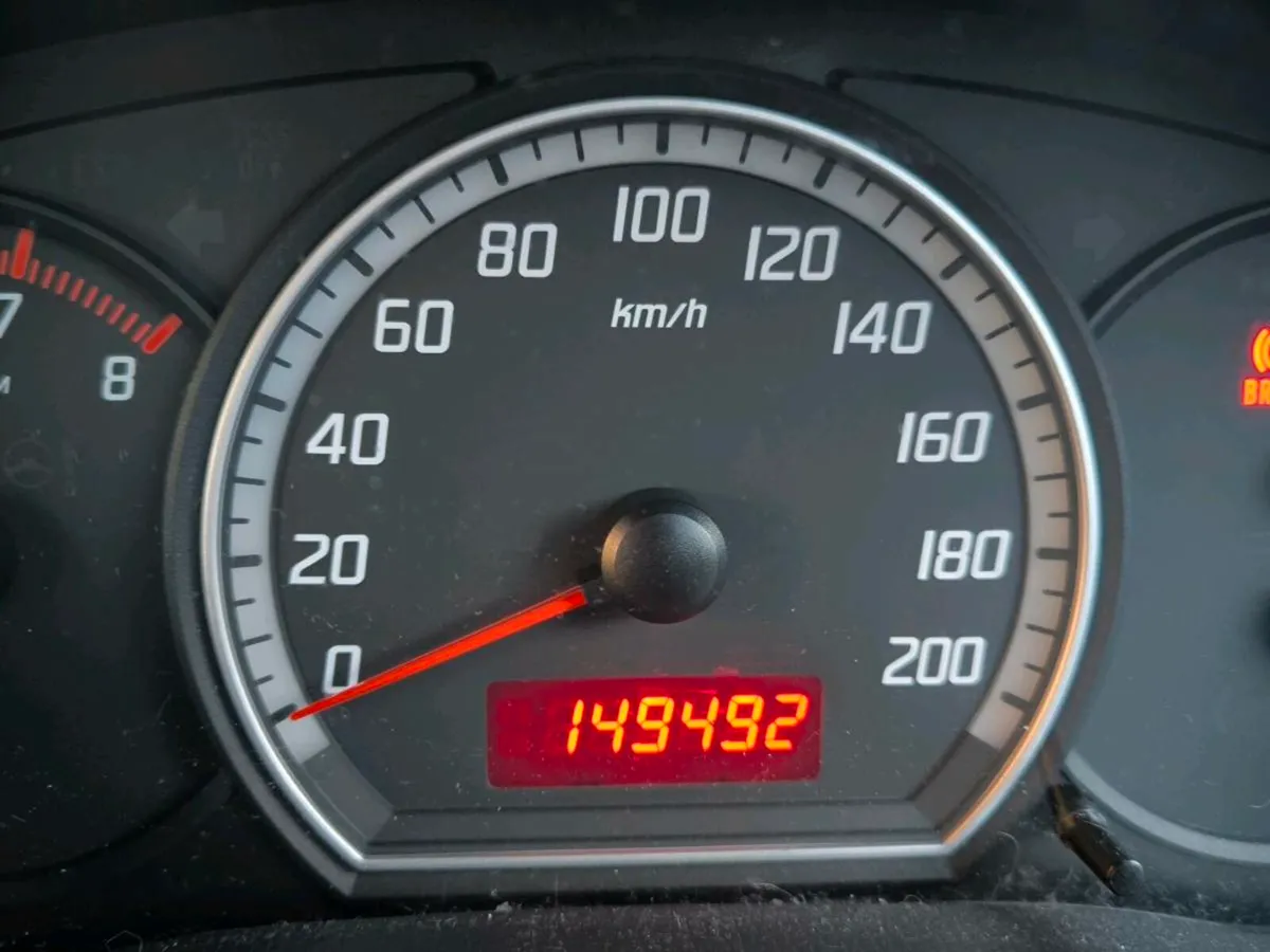 Suzuki Swift 2008 - Image 4