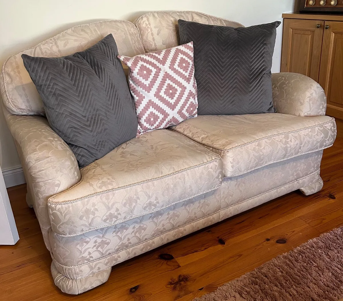 3 piece Suite of furniture - Image 3