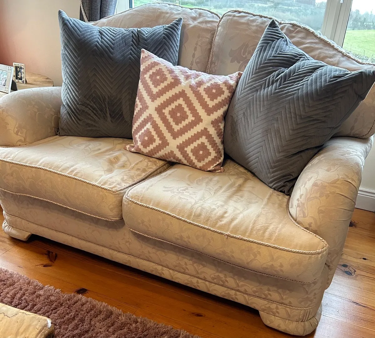 3 piece Suite of furniture - Image 4