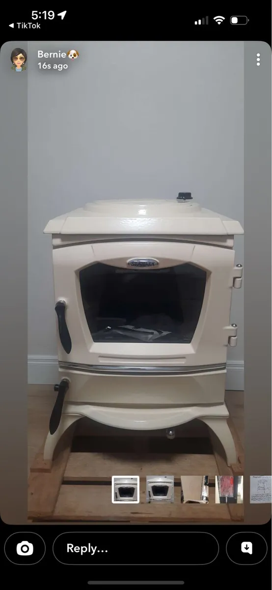 Stanley stove - Image 1
