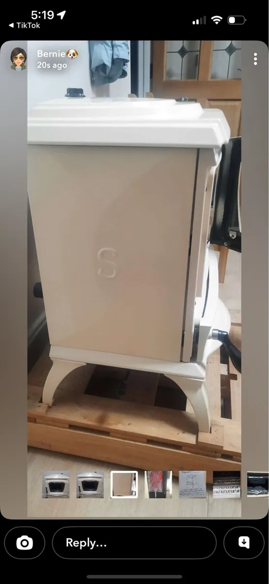 Stanley stove - Image 2