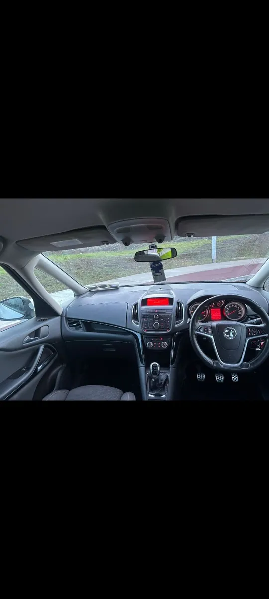 142 OPEL SAFIRA ( 7 SEATER ) £4600 - Image 4