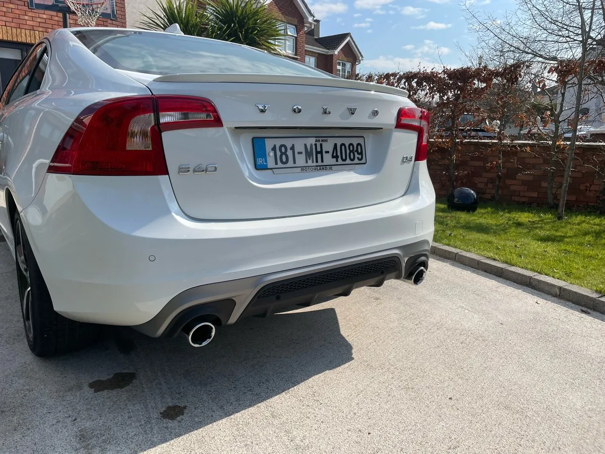 Volvo S60 R-Design - Image 3