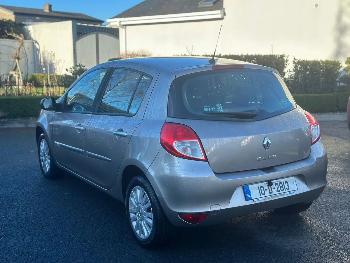 Automatic Renault Clio 1.2 low km nct 5/26 - Image 1