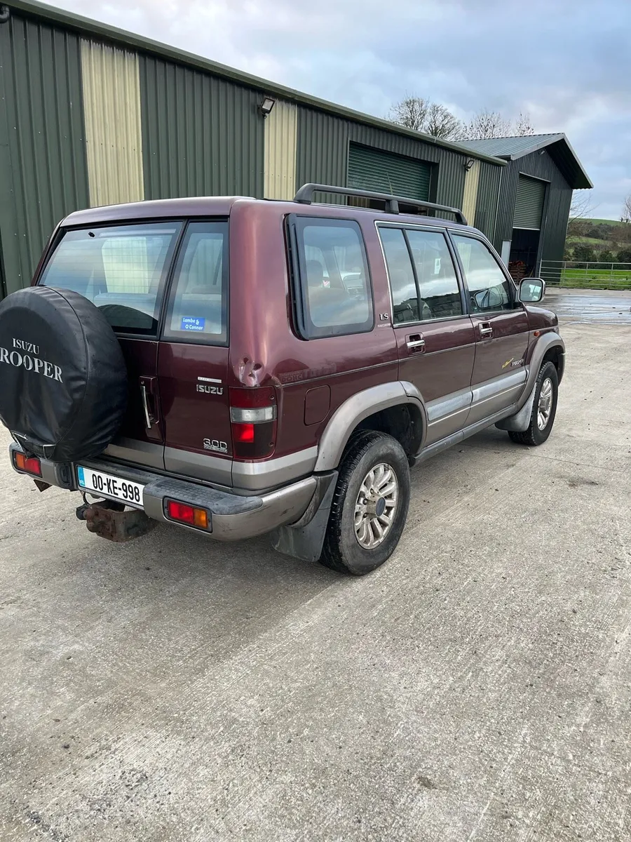 Isuzu trooper - Image 4
