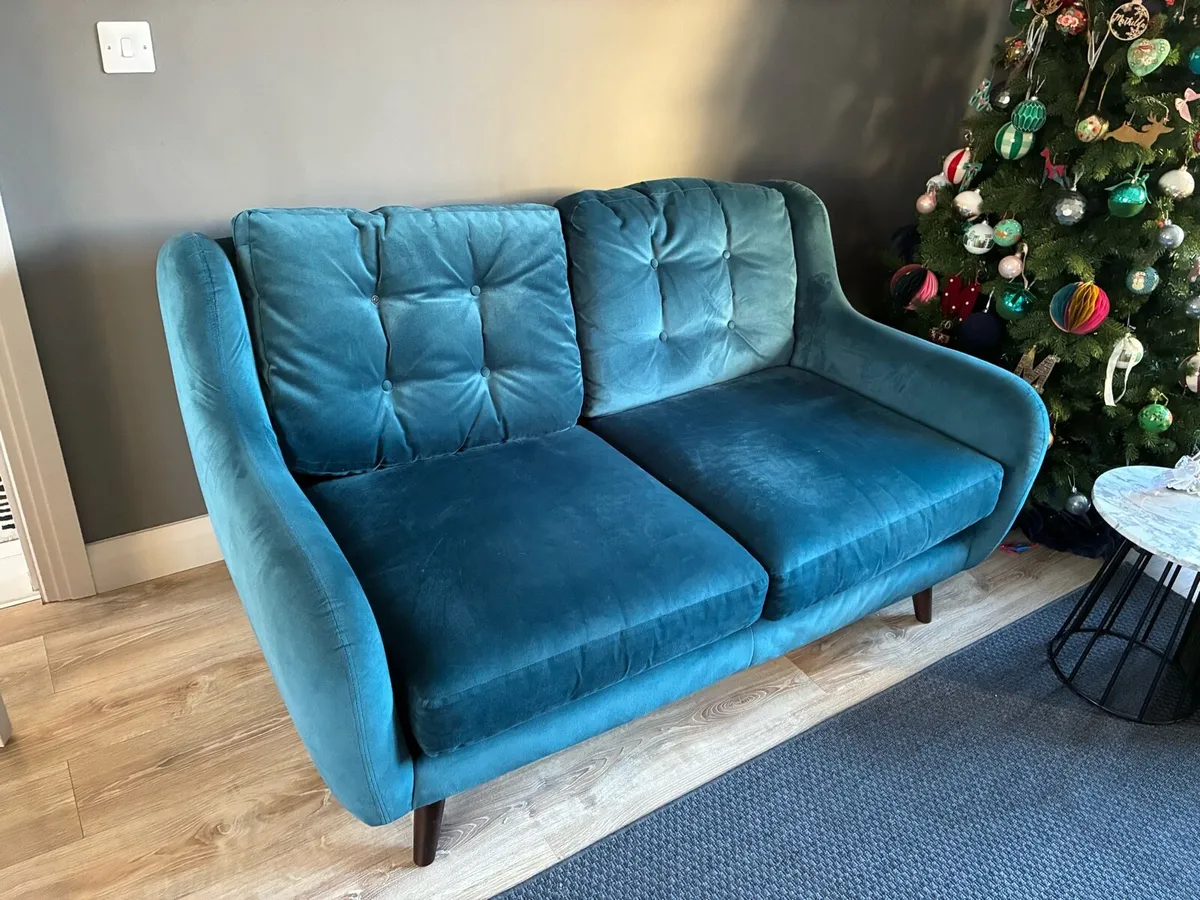Teal Velvet 2-Seater Sofa – Excellent Condition - Image 3