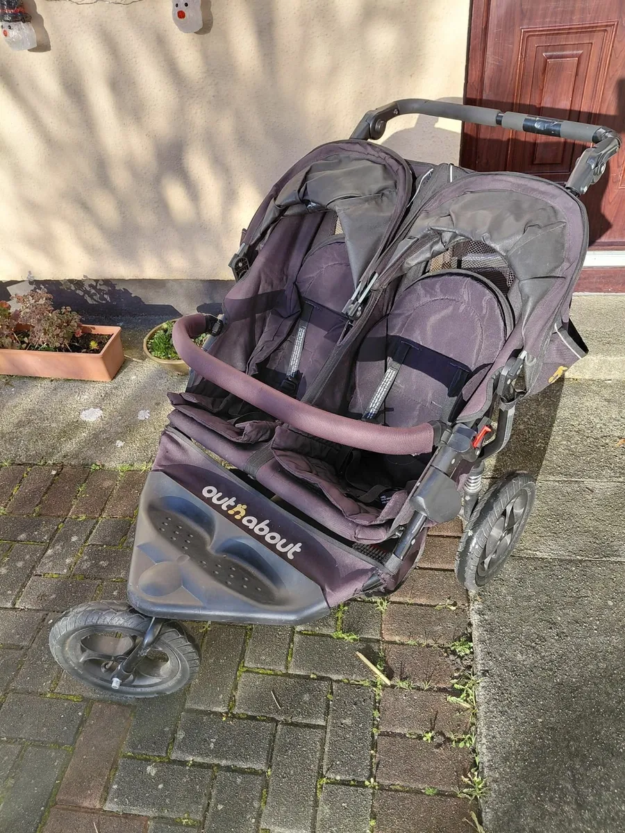 Out n About Double Buggy with rain cover & basket - Image 2