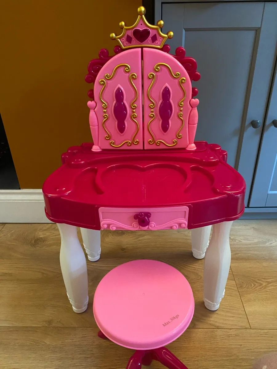 Free toys for collection - Image 3