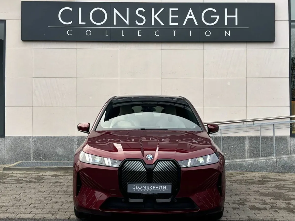 BMW iX XDRIVE45 NEW MODEL, STUNNING COMBINATION - Image 2