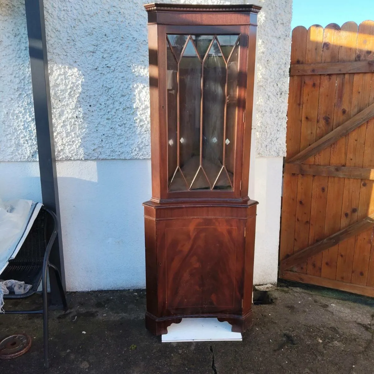 Corner Display Csbinet - Image 2