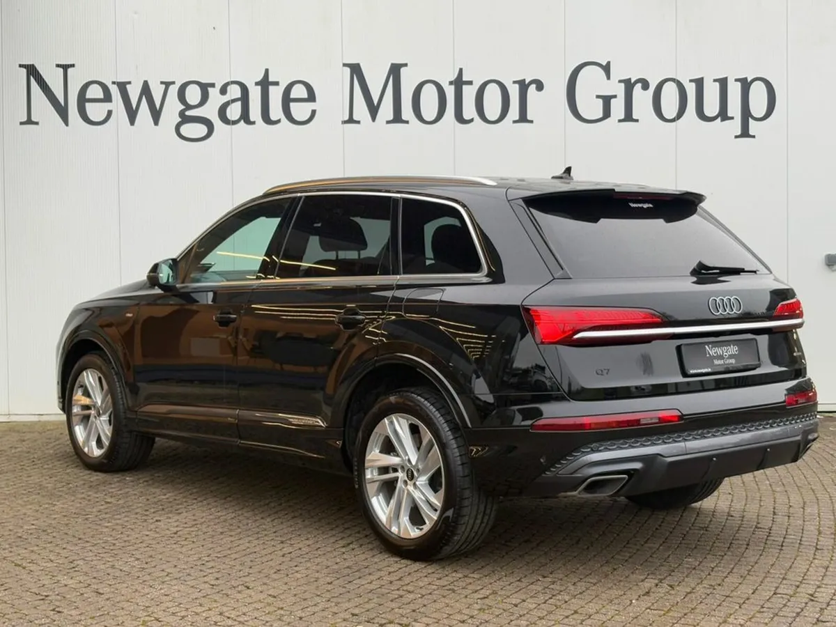 Audi Q7 TFSI 55E QUATTRO S LINE - Best Value in Ir - Image 3