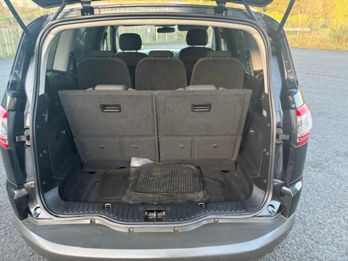 Ford S-Max 2011 - Image 4