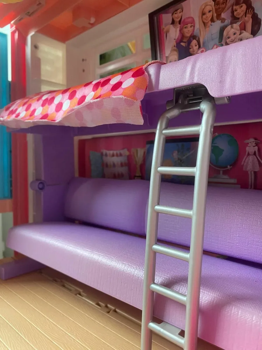 Barbie dolls - Image 4