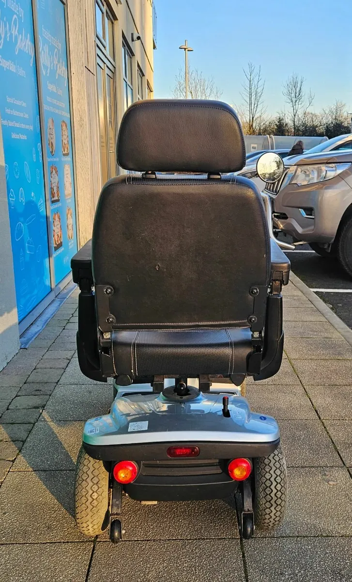 Mobility Scooter Invacare Leo - Image 2